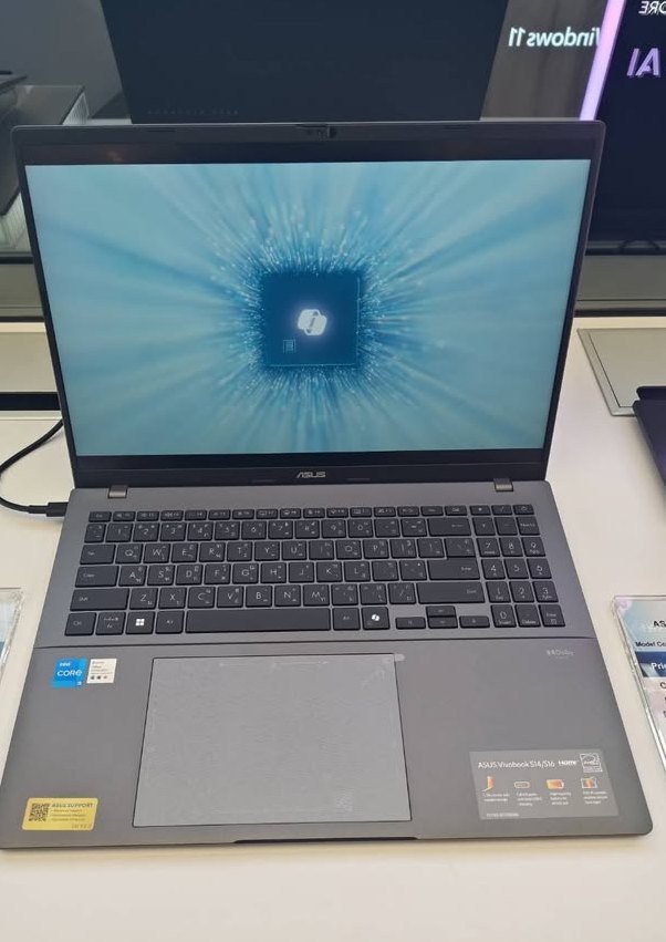 ASUS Vivobook S16 IPS Display View