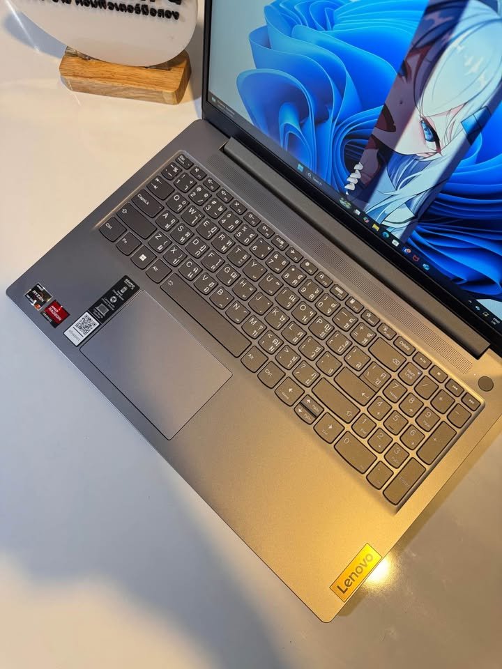 Keyboard view of Lenovo IdeaPad Slim 3 IPS Laptop 