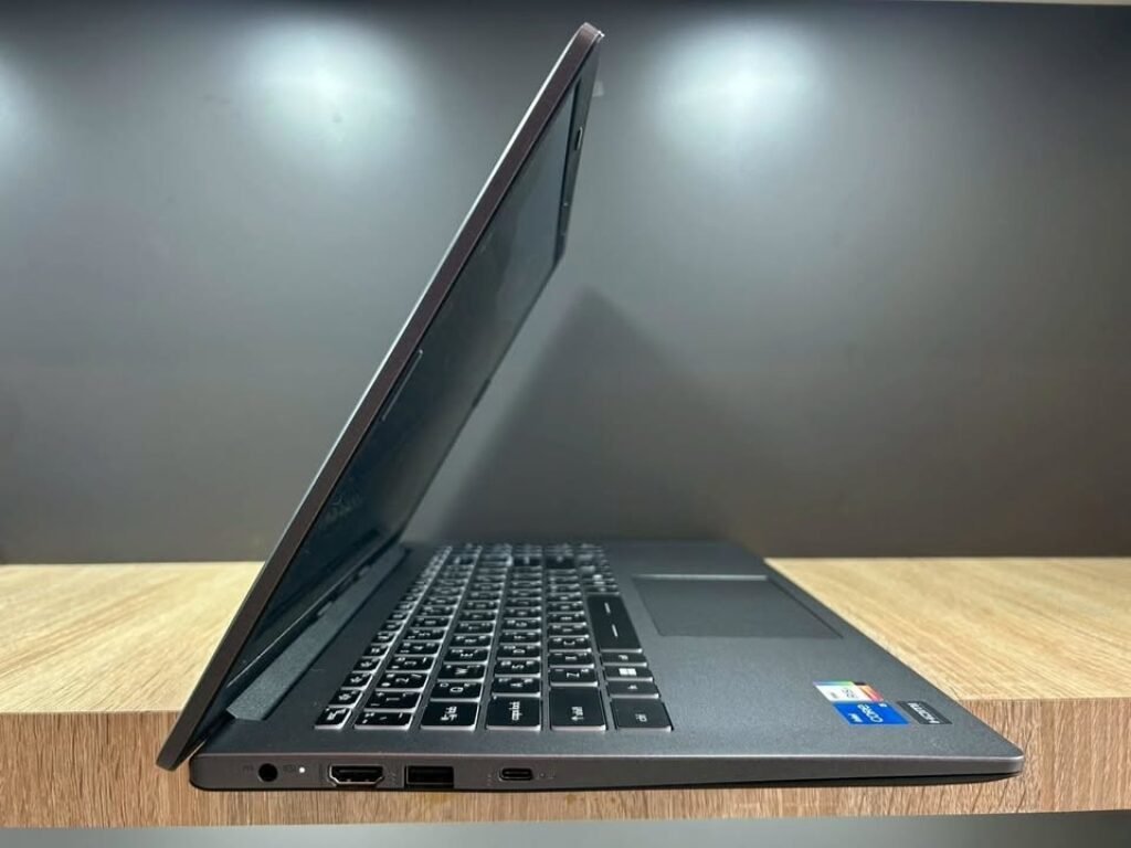 MSI Modern 15 Ports